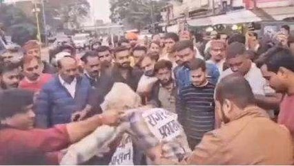 सिंगरौली: करणी सेना प्रमुख की हत्या को लेकर जारी है आक्रोश,राजपूत समाज ने किया प्रदर्शन
