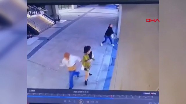 Küçükçekmece'de güzellik merkezinin camlarını kırdı