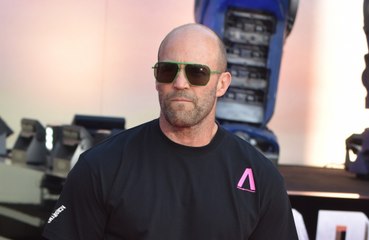 Jason Statham explique pourquoi il refuse de jouer dans des films de super-héros : 'Je n'ai pas très envie d'un costume, d'une cape et de collants'