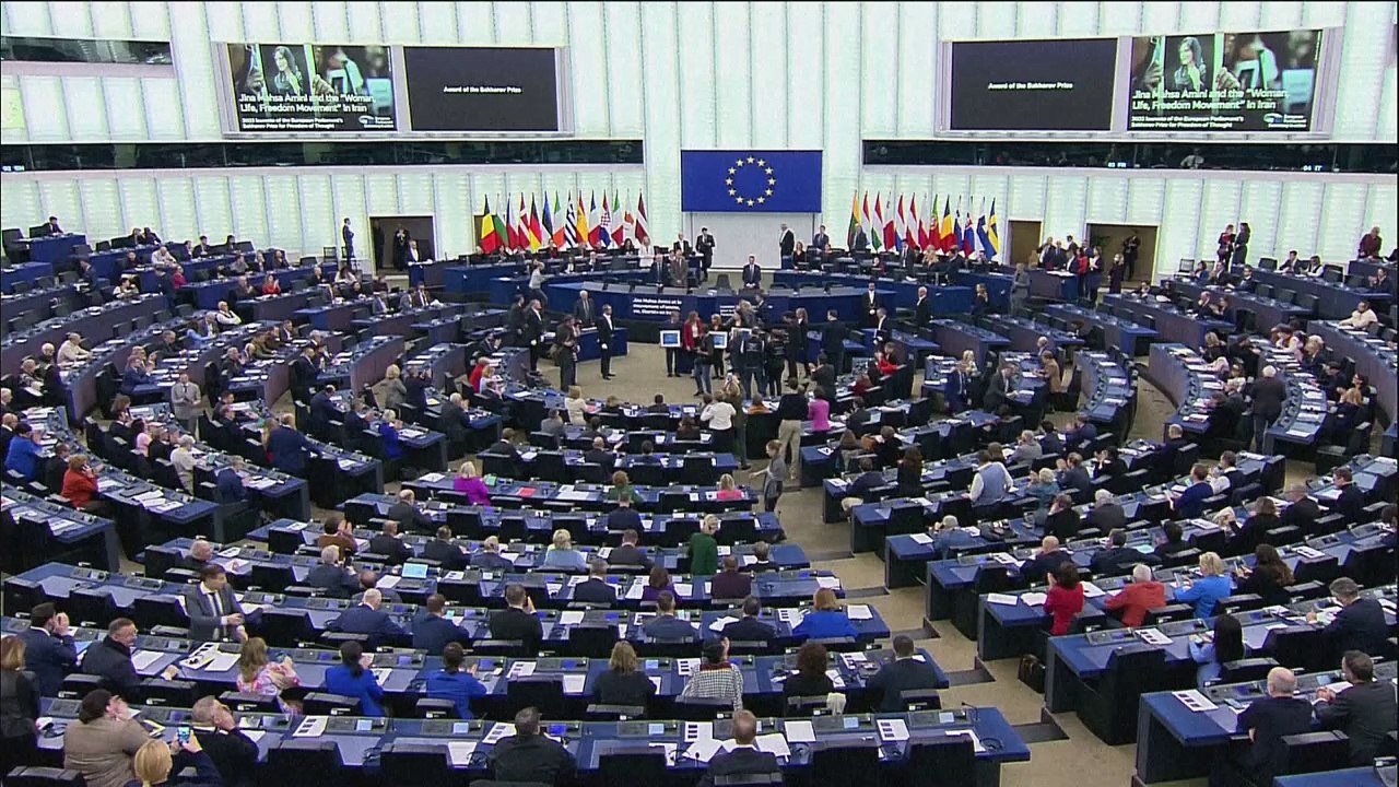 Mahsa Amini posthum mit Sacharow-Preis geehrt