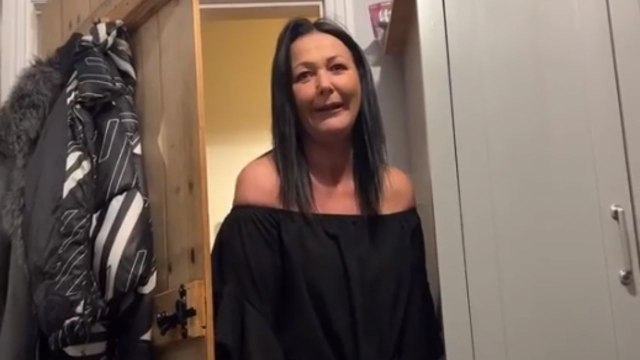 Tipsy parents return from pub and invade daughter's room... at 12 AM