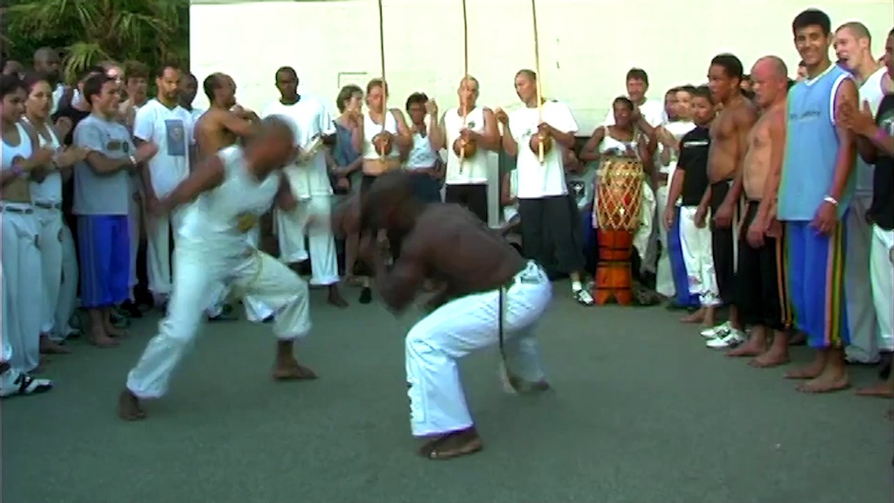 Grupo Axe Capoeira by Mestre Barrao Volume 5 Axe Capoeira Open Roda