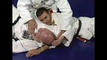 Brazilian Jiu-Jitsu: Volume 5- Brown Belt Techniques Part 1 with Instructor Carlos Gracie Jr.