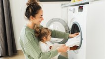 Stinkende Waschmaschine: So kann euch ein Spülmaschinentab helfen!