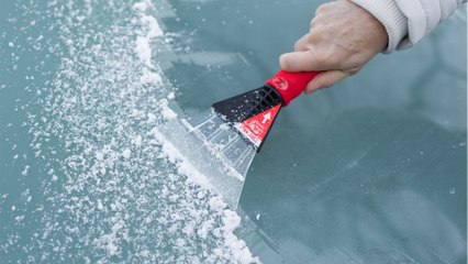 Mit diesen Tipps könnt ihr euer Auto schnell enteisen!