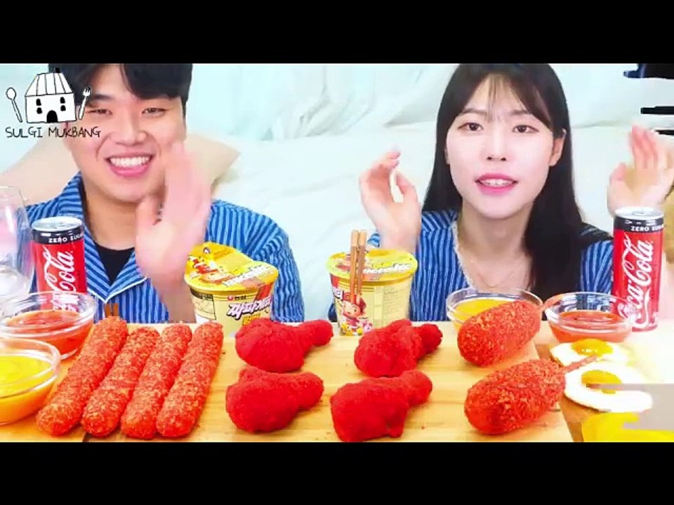 ASMR MUKBANG Eating Cheetos with GONGSAM(Hotdog, Chicken, Cheese