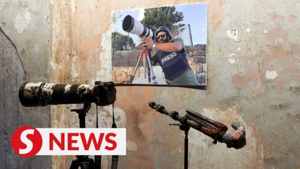 Download Video: Israeli tank fire killed Reuters journalist in Lebanon