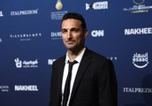 Scaloni talking to Messi before deciding Argentina future