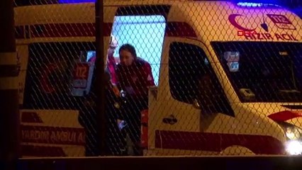 Metrobus s'est écrasé à l'arrêt d'Okmeydanı, 1 blessé