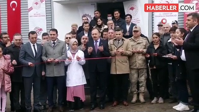 Siirt'te Kadın Kooperatifi Üzüm Yaprağı Salamura Tesisi Kurdu