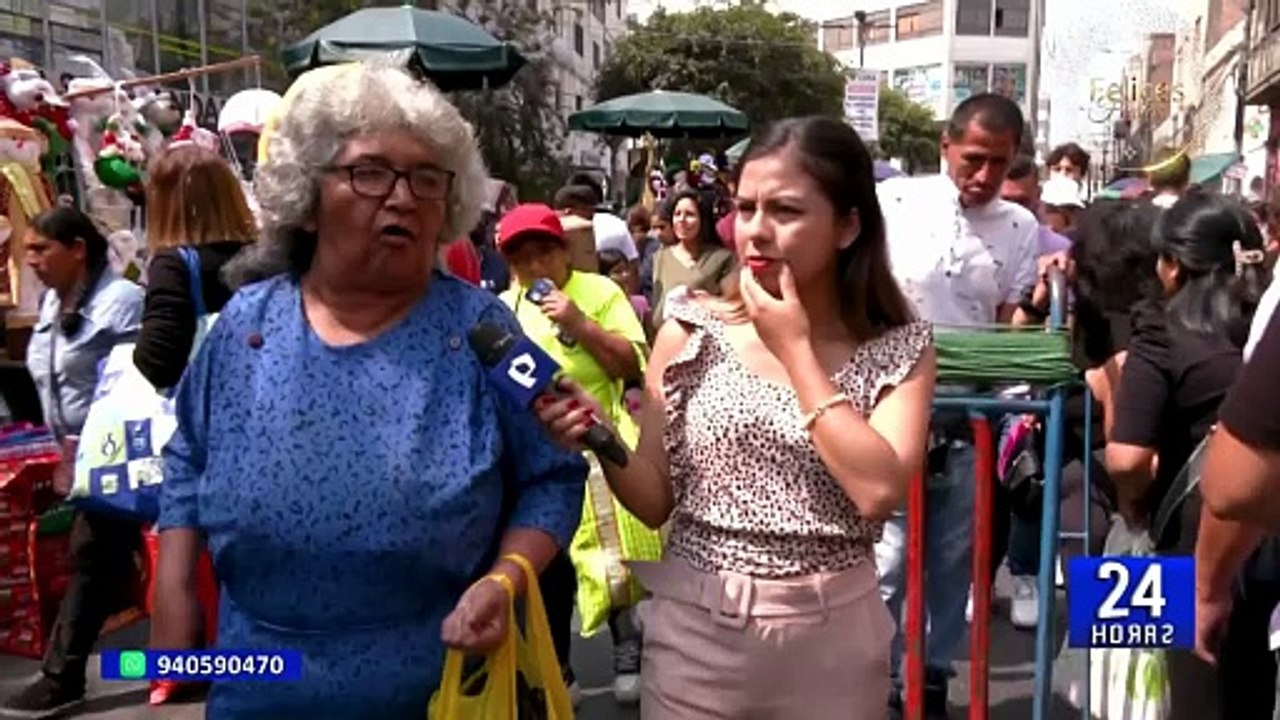 Mesa Redonda: caos y desorden por ambulantes que obstaculizan la vía pública