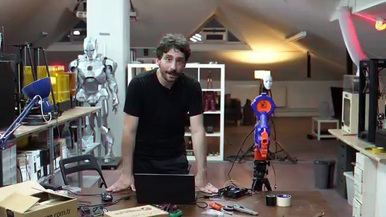 Beynime Bir Nerf Silahı Bağladım.(_pKtpOAPvLpo_)