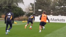 Máxima intensidad: la entrada de Modric a Bellingham en el entrenamiento