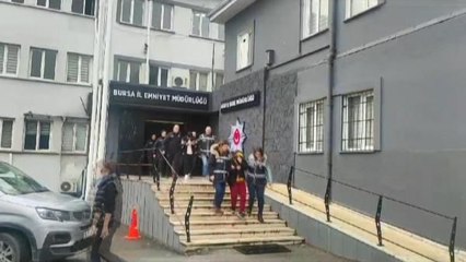 Bursa'da Depremzedeleri Kandırıp Fuhuşa Zorlayan 4 Kişi Tutuklandı