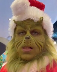 Check Out This Grinch Impersonator!
