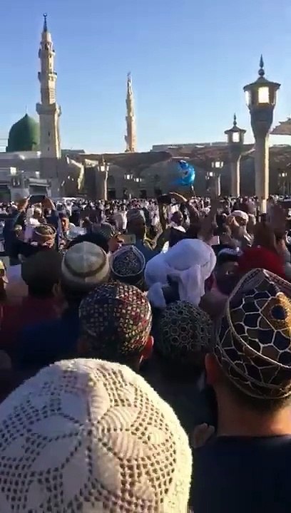 Qaseeda Burda Shareef in Madina Masjid E Nabvi __ Ramzan Naat Status 2022 __ #shorts