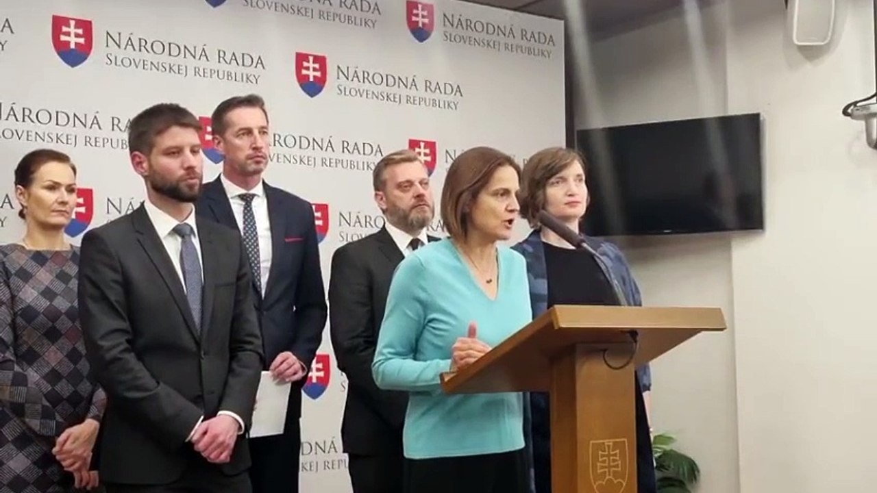 ZÁZNAM: Opoziční politici sa stotožňujú s prezidentkou pri kritike vládnych návrhov