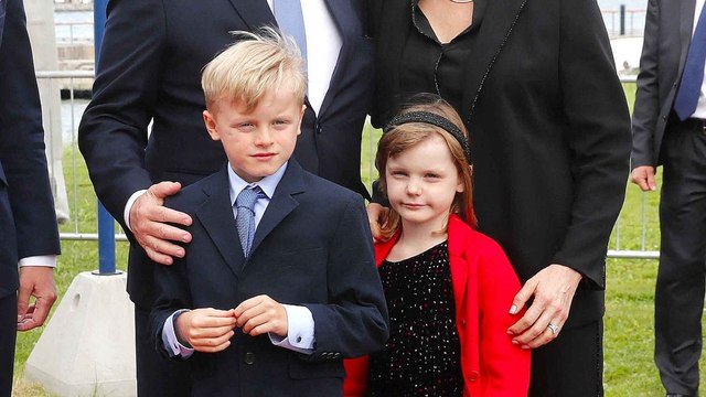 Des enfants de Charlene et Albert de Monaco ont manqué les festivités de Noël en raison d'une maladie infantile !