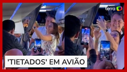 Bolsonaro e Michelle embarcam para a posse de Milei na Argentina
