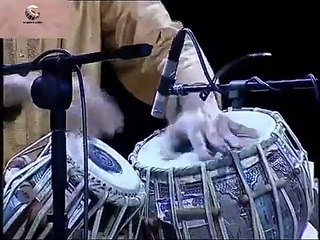 Ustad Zakir Hussain Tabla Solo With Niladri Kumar