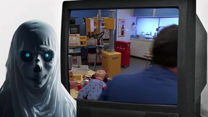 Película de TERROR CHUCKY 2 EL MUÑECO DIABOLICO | RESUMIDA EN 8 MINUTOS |