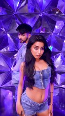 Romantic Couple Dance on Bollywood Love Song