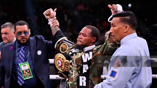Lamont Roach GDD a Hector Luis Garcia. Nuevo campeon 130 lbs AMB.