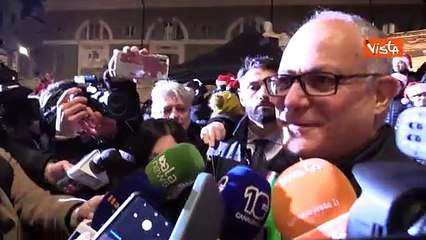 Accensione dell'albero di Natale a Roma, Gualtieri: "Un messaggio di luce, pace e speranza"