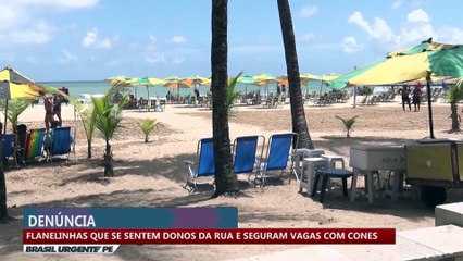 Flanelinhas que se sentem donos da rua e seguram vagas com cones