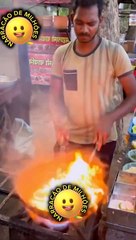 Aromas e Anedotas: Uma Experiência Cômica pelas Ruelas Perfumadas da Índia!