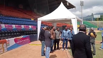 LVBP: Oswaldo Guillén y Luís Sojo en la despedida de Víctor Davalillo