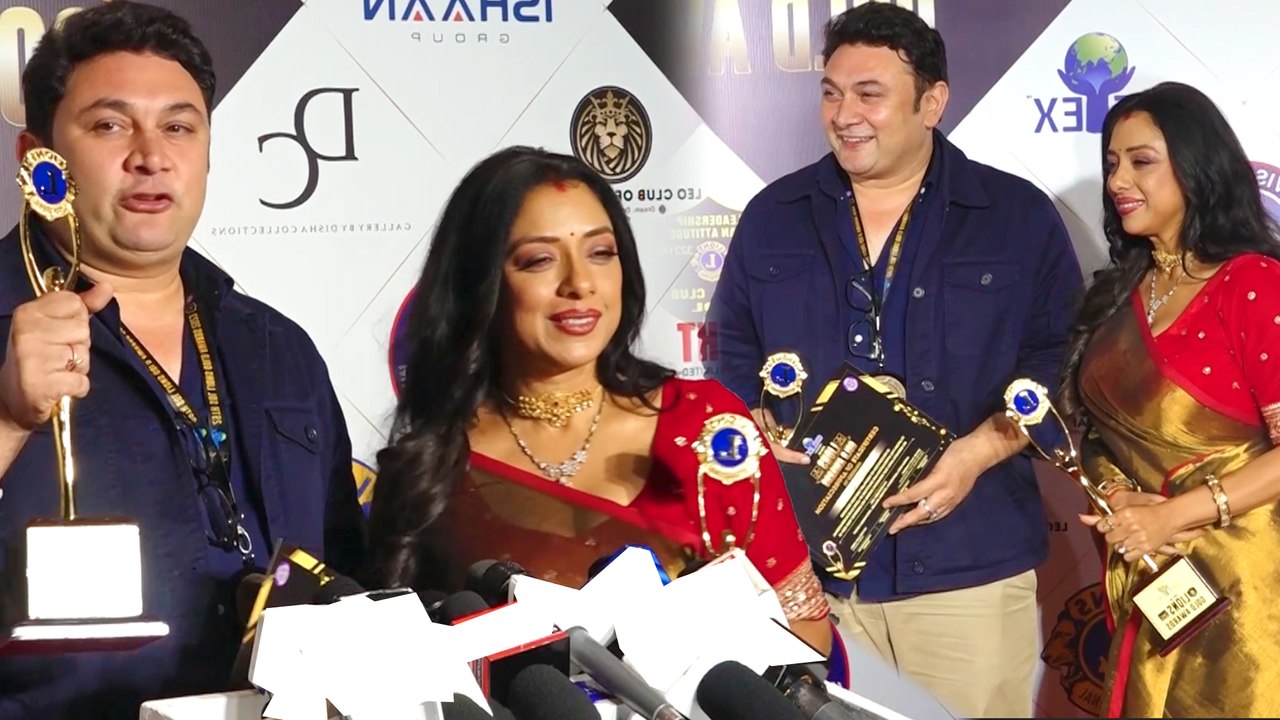 Rupali Ganguly And Rajesh Kumar Flaunts Their Sarabhai Vs Sarabhai Chemistry At Lions Gold Award