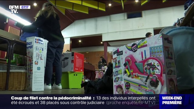 Cadeaux de Noël: le succès des bourses aux jouets
