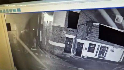 Vandal smashes windows at Minster pub