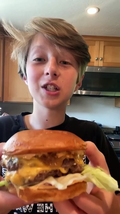 Cheeseburger!   #shorts #fyp #viral #cooking #food #recipe #chef #trending #burger  #cheeseburger