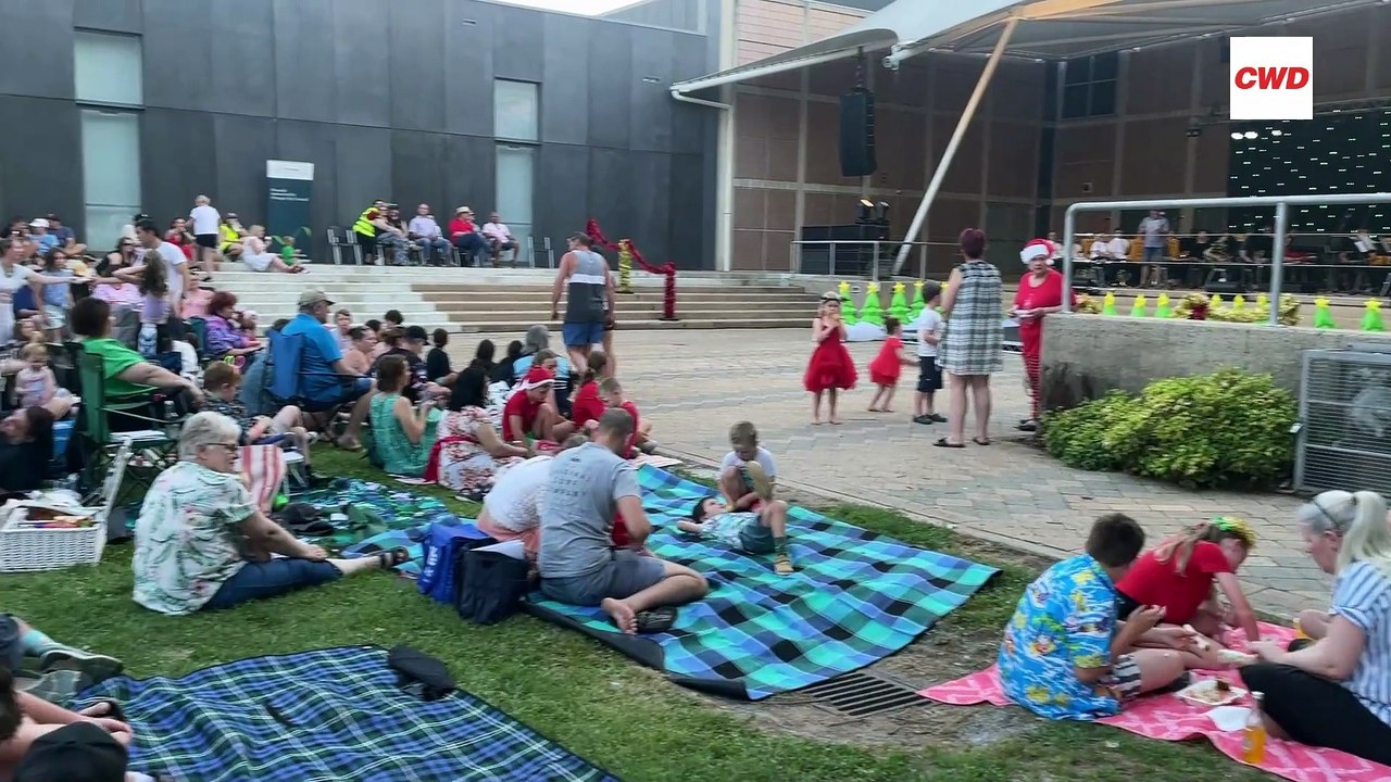 Carols in Orange