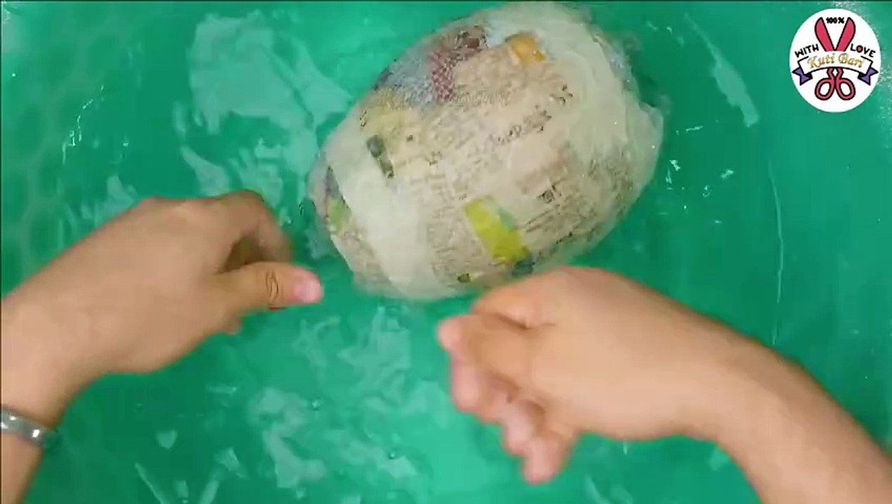 Plastic bottle flower vase __ Flower vase making with Hot glue __ Best out of waste