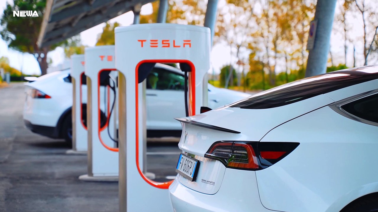 Despite price cuts, Tesla's quarterly earnings declines by more than 40%.