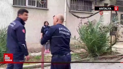 Antalya'da evinde yangın çıkan kiracı gözyaşlarını tutamadı