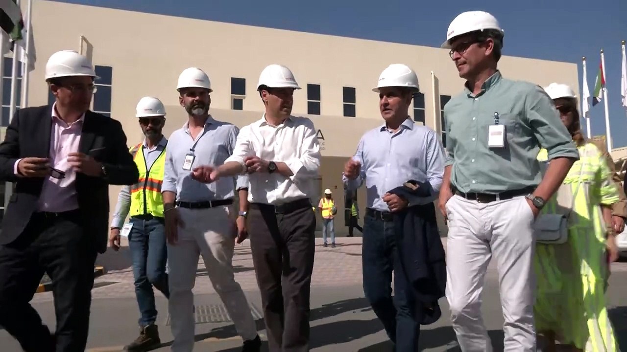 Moreno propone al Gobierno un plan director para activar nuevas desaladoras en Andalucía