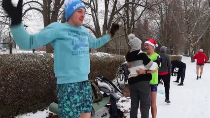 Morsy ze Szczecinka zadowolone z zimy. Tak się hartują