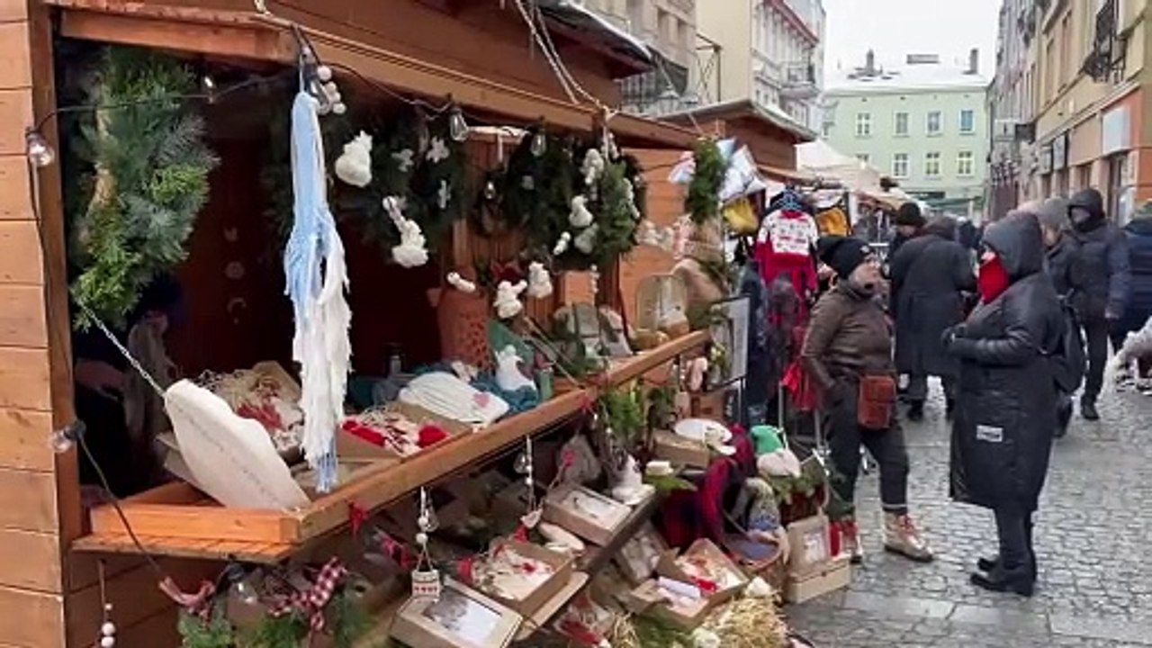 Świąteczny jarmark w Tczewie. Smakołyki, ozdoby, występy i św. Mikołaj
