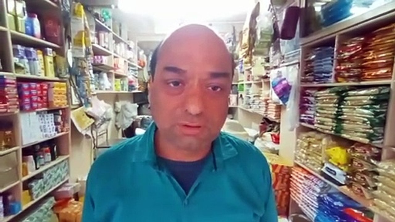 मुख्य बाजार में दो दुकानों के ताले तोड़े, नकदी...