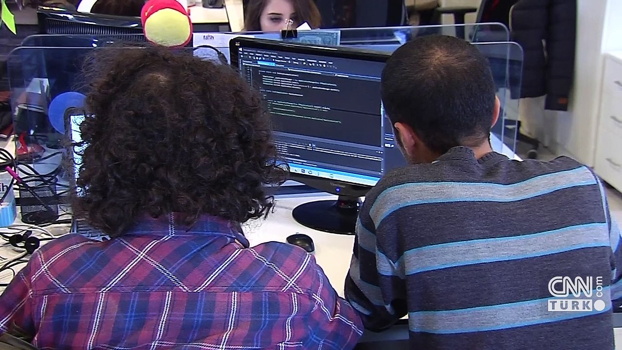 Dijital Telif Yasası zorunlu hale geldi! 'Artık dünyada olduğu gibi Türkiye'de de sadece Google kazanmayacak'