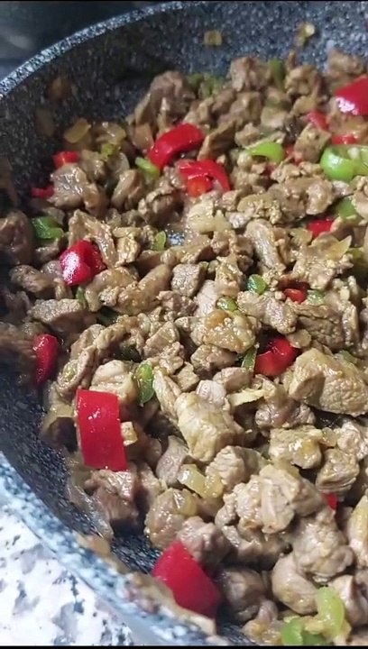 Cooking Et Sote (Turkish Sautéed Meat)