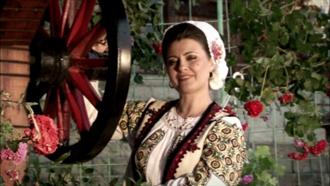 Steliana Sima - De cand te iubesc pe tine (Official video)