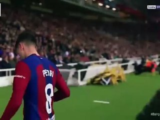 Pedri se muestra molesto tras ser sustituido en el Barça-Girona ⚽