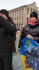 Акція жінки зі сталі