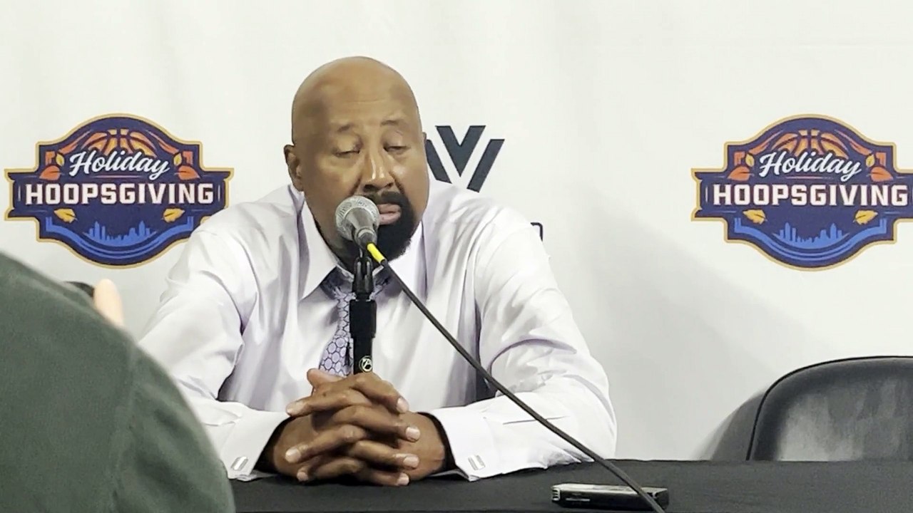 Indiana_Mike_Woodson_Auburn_postgame