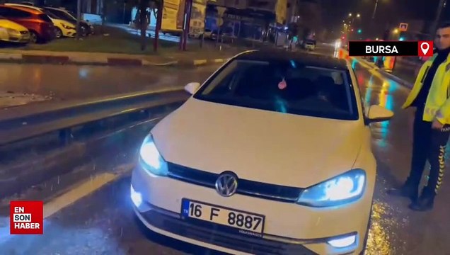 Bursa'da trafikte uyuyakalan ehliyetsiz sürücü cezadan kaçamadı